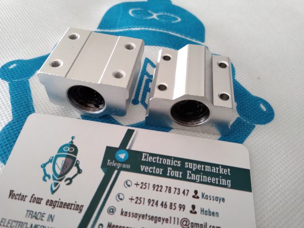 8mm Linear Bearing with Housing