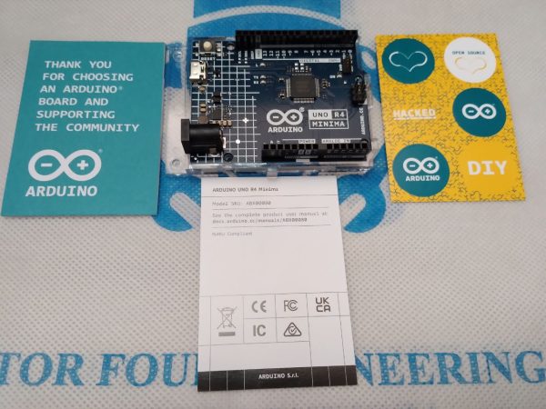 Arduino Uno R4 Minima