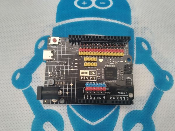 UNO R4 Minima